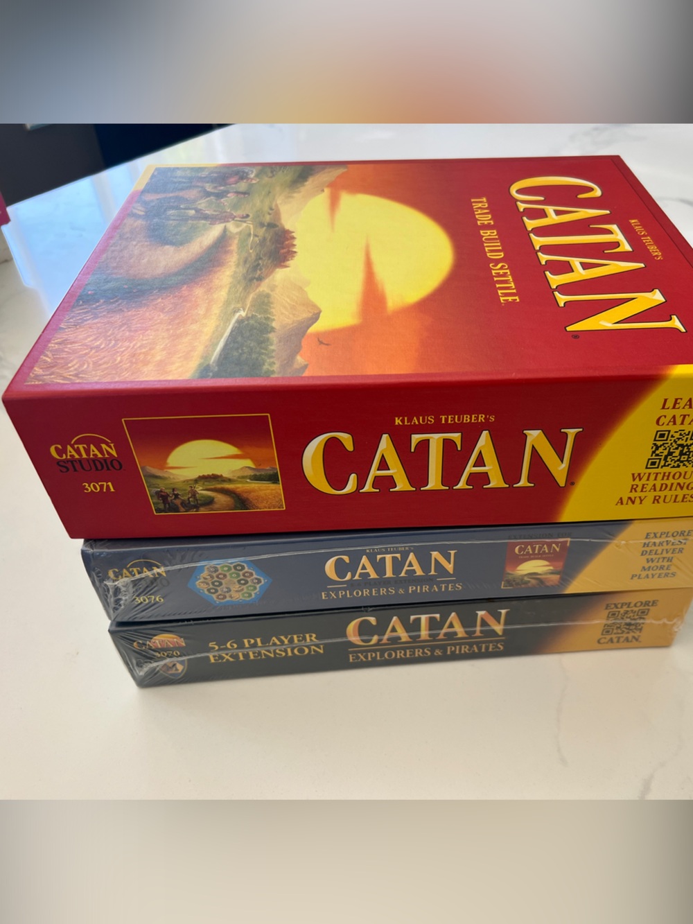 Catan Board Game with 2 NEW Pirate sets